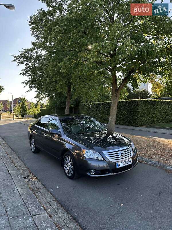 Седан Toyota Avalon 2008 в Коломые