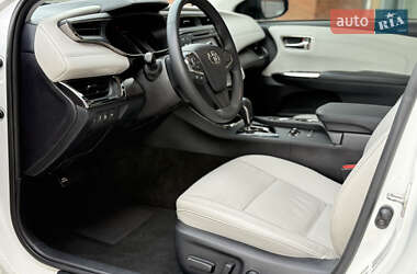 Седан Toyota Avalon 2016 в 
