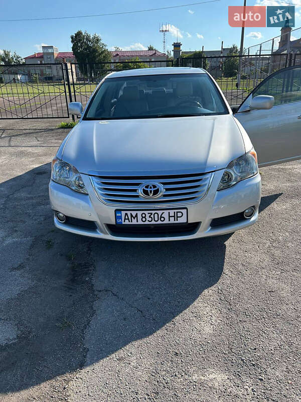 Седан Toyota Avalon 2008 в Житомире