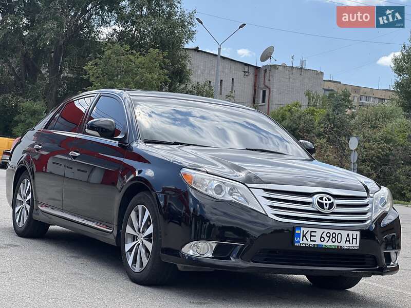 Toyota Avalon 2012