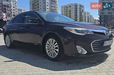 Седан Toyota Avalon 2013 в Львові