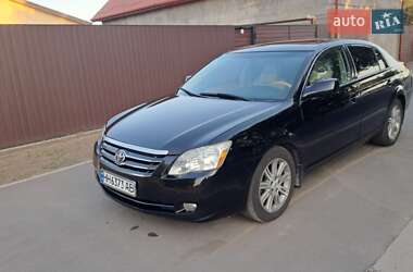 Седан Toyota Avalon 2006 в Измаиле