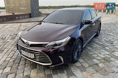 Седан Toyota Avalon 2016 в 