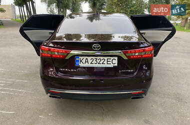 Седан Toyota Avalon 2016 в 