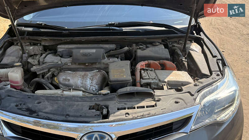 Седан Toyota Avalon 2014 в Білгороді-Дністровському