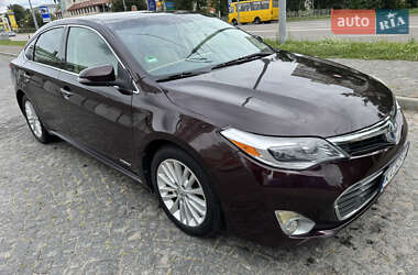 Седан Toyota Avalon 2014 в Броварах