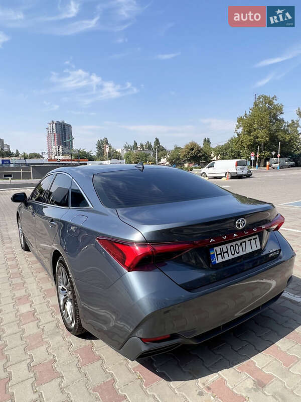 Седан Toyota Avalon 2020 в Одессе