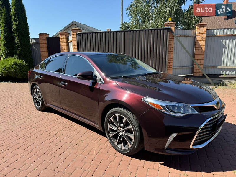 Седан Toyota Avalon 2017 в Києві
