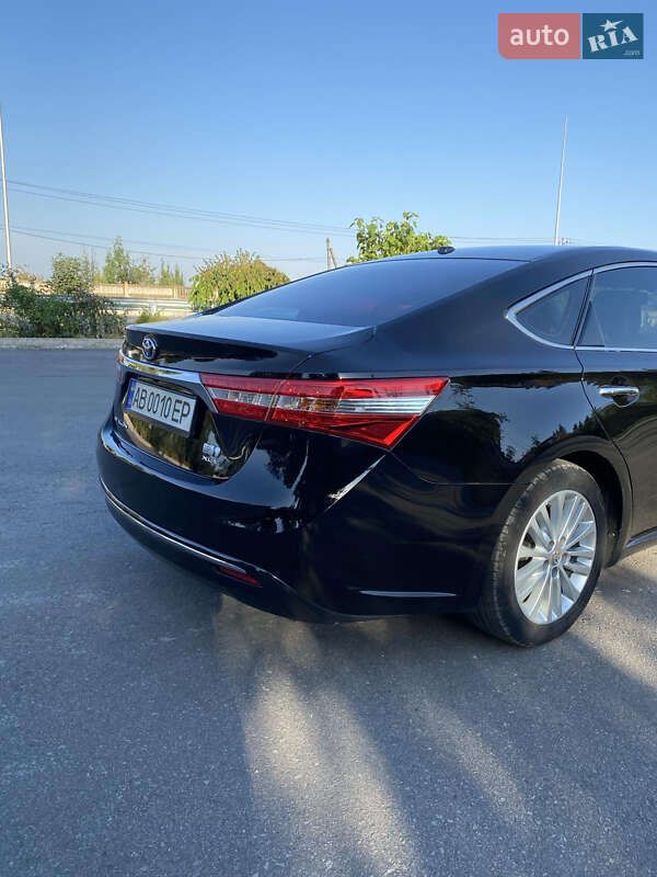 Седан Toyota Avalon 2015 в Могилев-Подольске