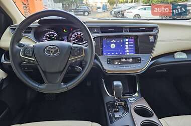 Седан Toyota Avalon 2017 в  фото 26 Седан Toyota Avalon 2017 в