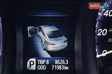 Седан Toyota Avalon 2017 в  фото 32 Седан Toyota Avalon 2017 в