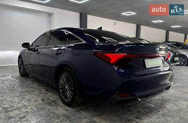Седан Toyota Avalon 2018 в 