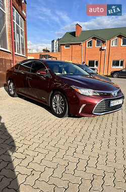 Седан Toyota Avalon 2015 в Хмельницькому