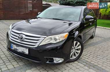 Toyota Avalon 2011
