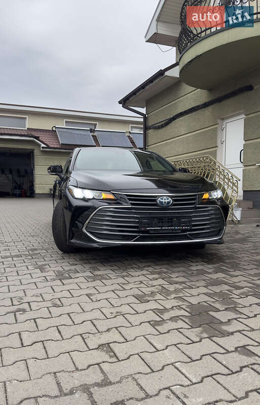 Седан Toyota Avalon 2020 в 