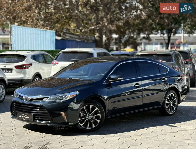 Седан Toyota Avalon 2016 в Одесі