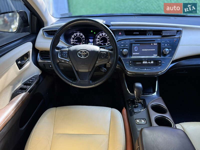 Седан Toyota Avalon 2016 в Одесі