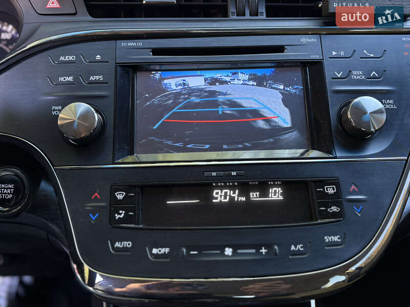 Седан Toyota Avalon 2016 в Одесі