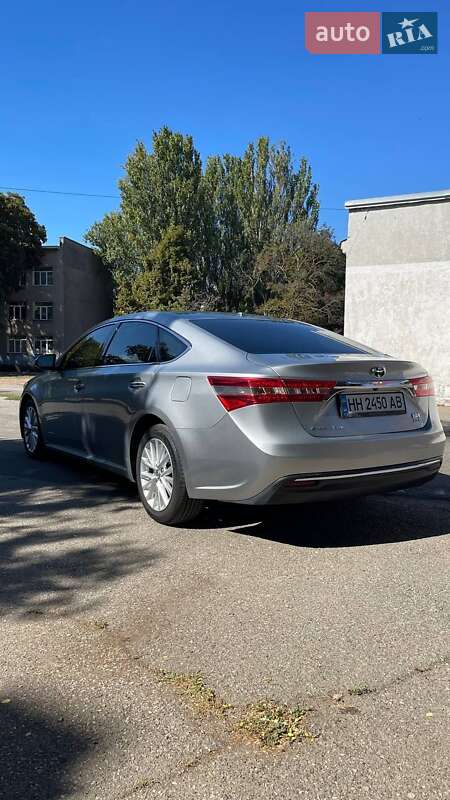 Седан Toyota Avalon 2015 в Одессе