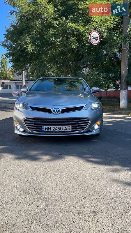 Седан Toyota Avalon 2015 в Одессе