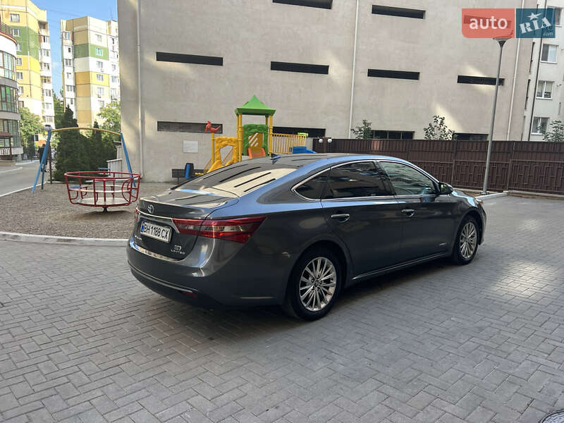 Седан Toyota Avalon 2017 в Одесі