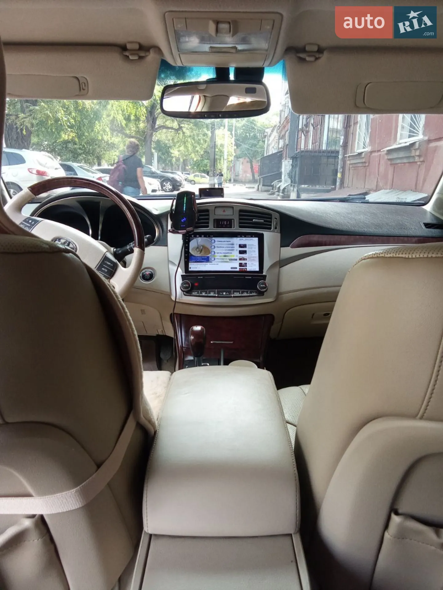 2010 Toyota Avalon - мініатюра 9