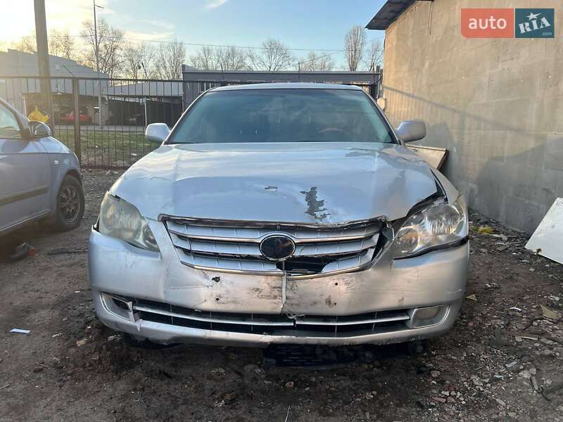 Седан Toyota Avalon 2006 в 