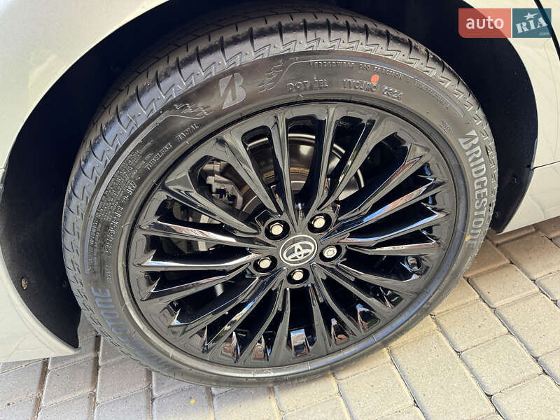 Седан Toyota Avalon 2019 в Чорноморську фото 20 Седан Toyota Avalon 2019 в Чорноморську