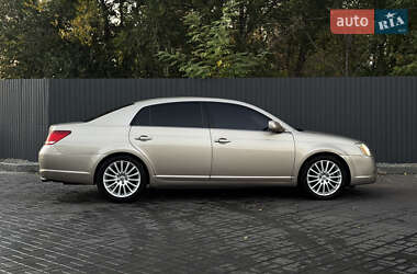 Седан Toyota Avalon 2006 в 