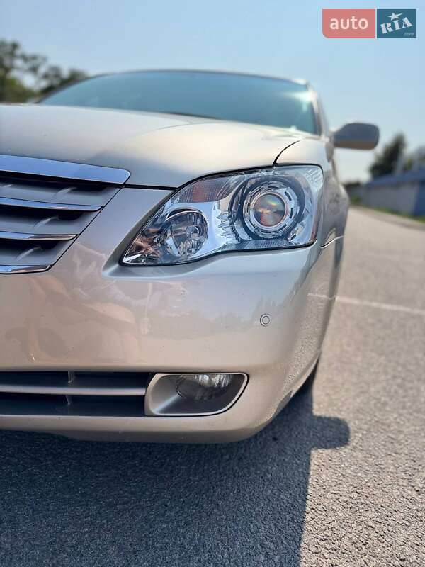 Седан Toyota Avalon 2007 в Днепре