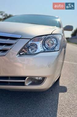 Седан Toyota Avalon 2007 в 