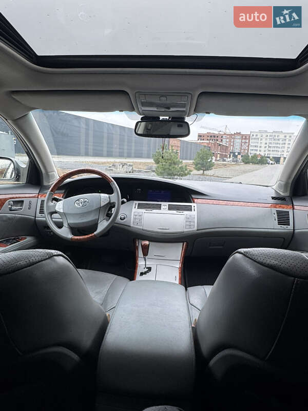 Седан Toyota Avalon 2007 в Хмельницком