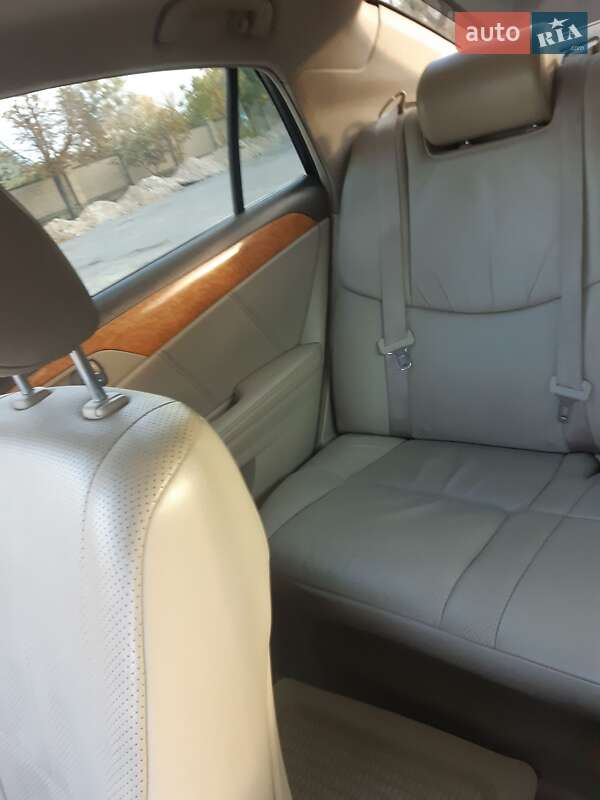 Седан Toyota Avalon 2006 в Дніпрі