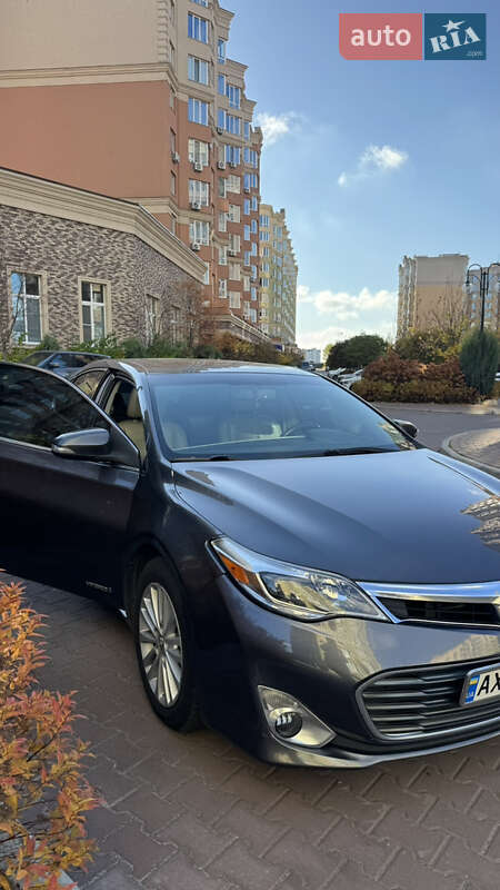 Седан Toyota Avalon 2013 в Киеве фото 4 Седан Toyota Avalon 2013 в Киеве