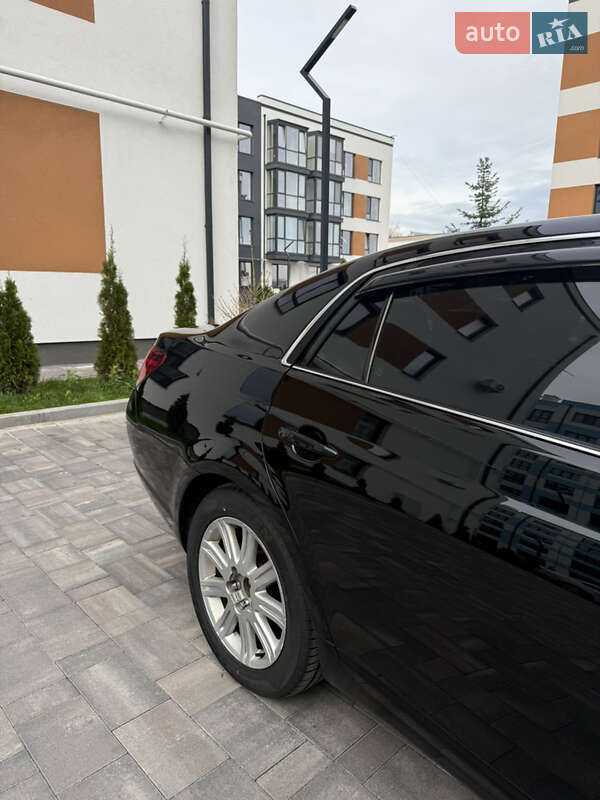 Седан Toyota Avalon 2006 в Рівному