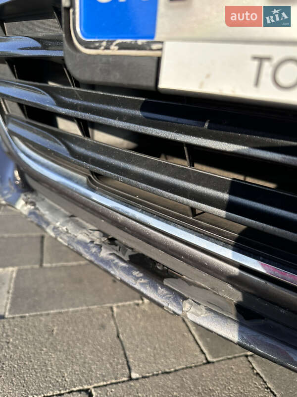 Седан Toyota Avalon 2015 в Луцке