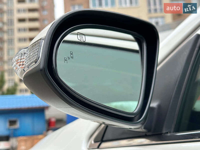 Седан Toyota Avalon 2013 в Одессе