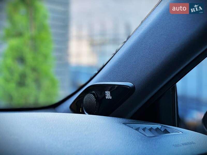 Седан Toyota Avalon 2018 в Києві фото 51 Седан Toyota Avalon 2018 в Києві