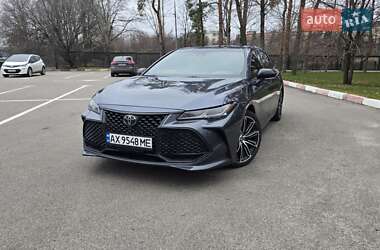 Седан Toyota Avalon 2019 в Харкові