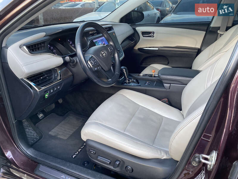 Седан Toyota Avalon 2016 в Києві фото 17 Седан Toyota Avalon 2016 в Києві