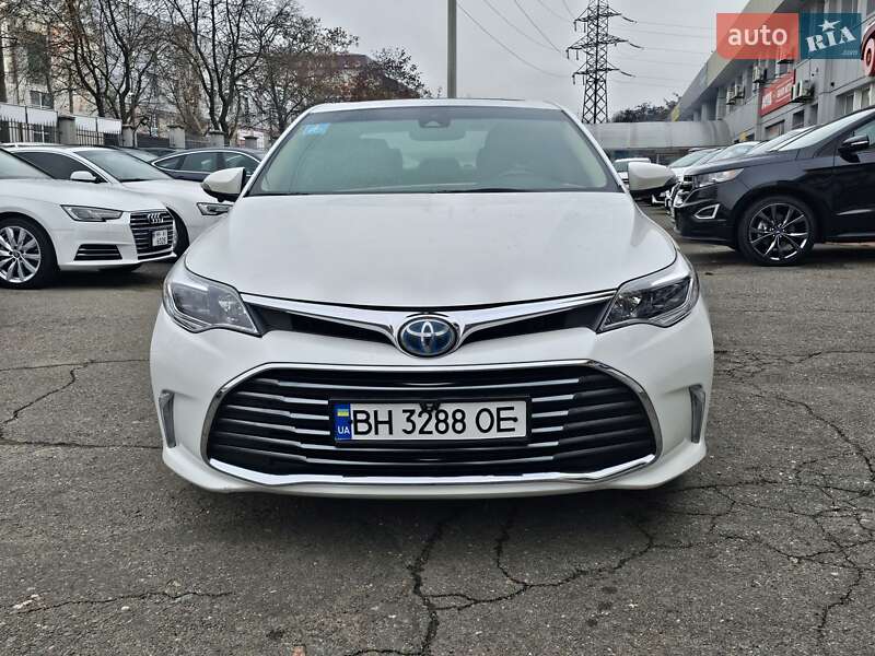 Седан Toyota Avalon 2017 в Одесі