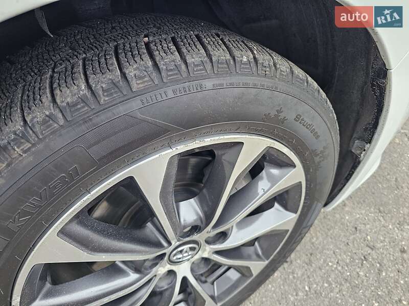 Седан Toyota Avalon 2017 в Одесі