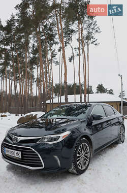 Седан Toyota Avalon 2018 в Житомире