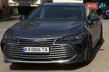 Седан Toyota Avalon 2020 в Киеве