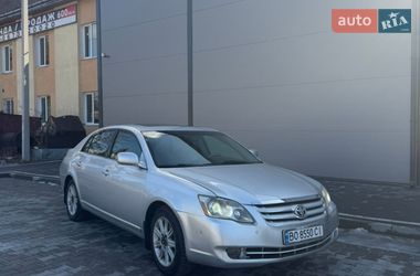 Седан Toyota Avalon 2006 в Калуше