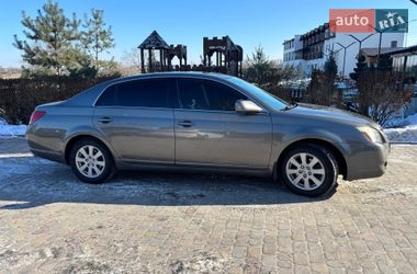 Седан Toyota Avalon 2005 в Павлограді