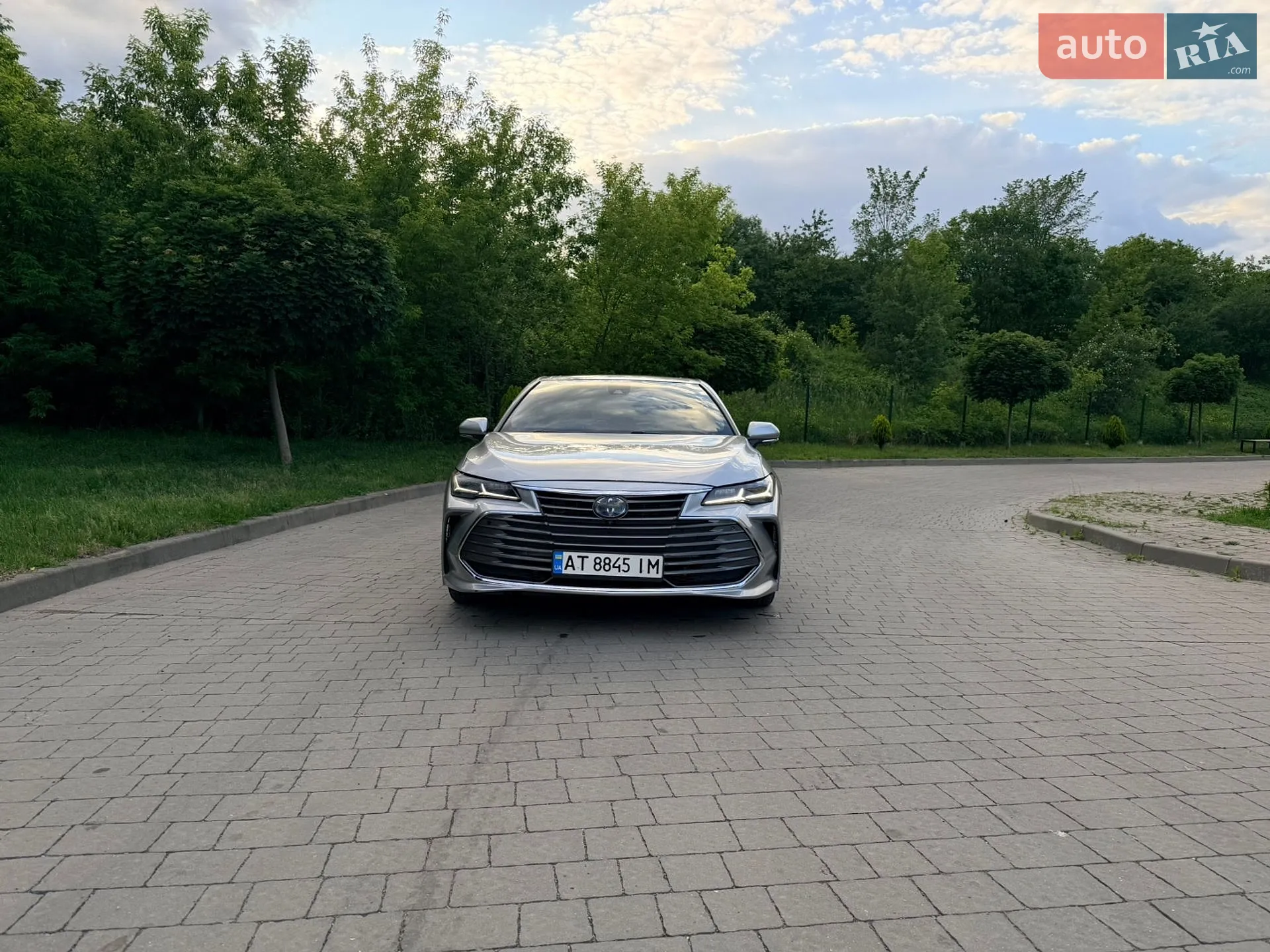 2019 Toyota Avalon - фото 1