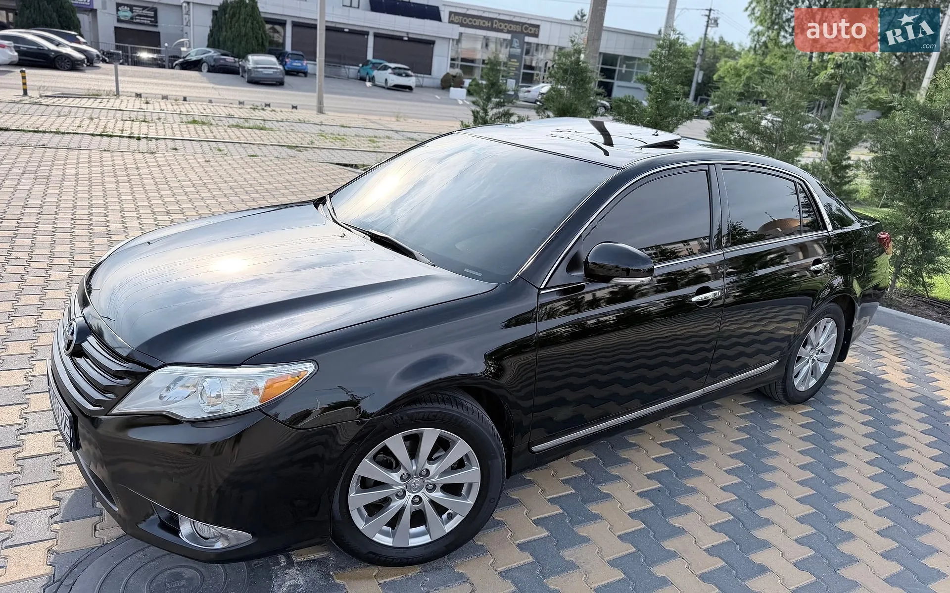 2010 Toyota Avalon - мініатюра 4