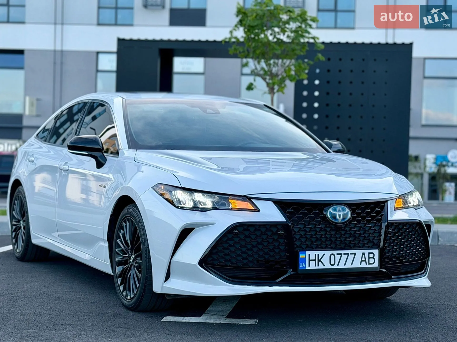 2019 Toyota Avalon - мініатюра 10