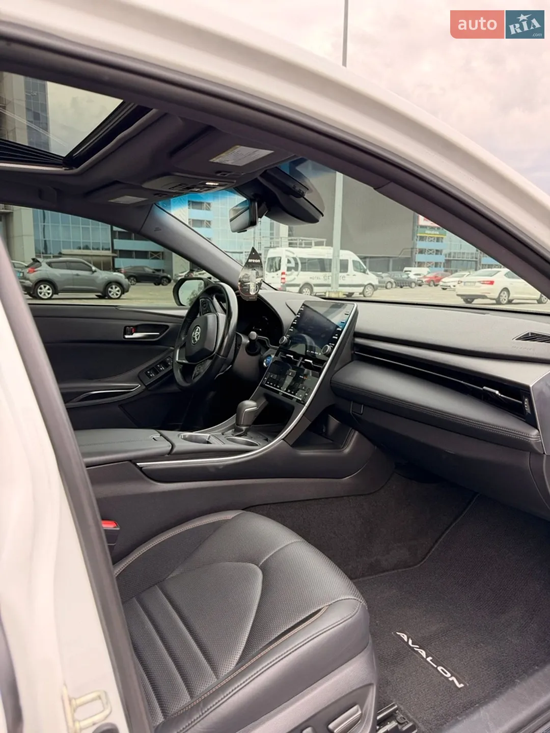 2018 Toyota Avalon - мініатюра 10